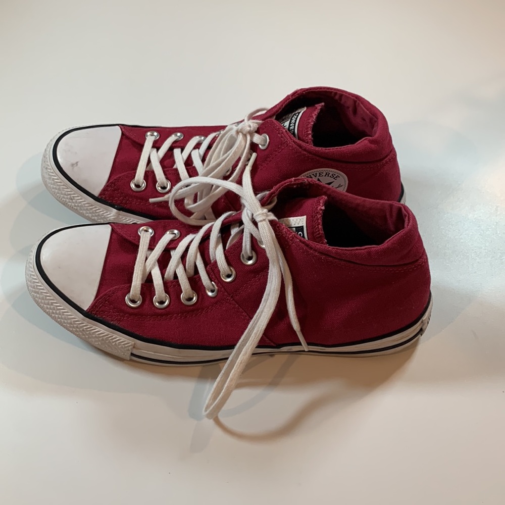 Red Mid Rise Converse - Picture 2 of 5